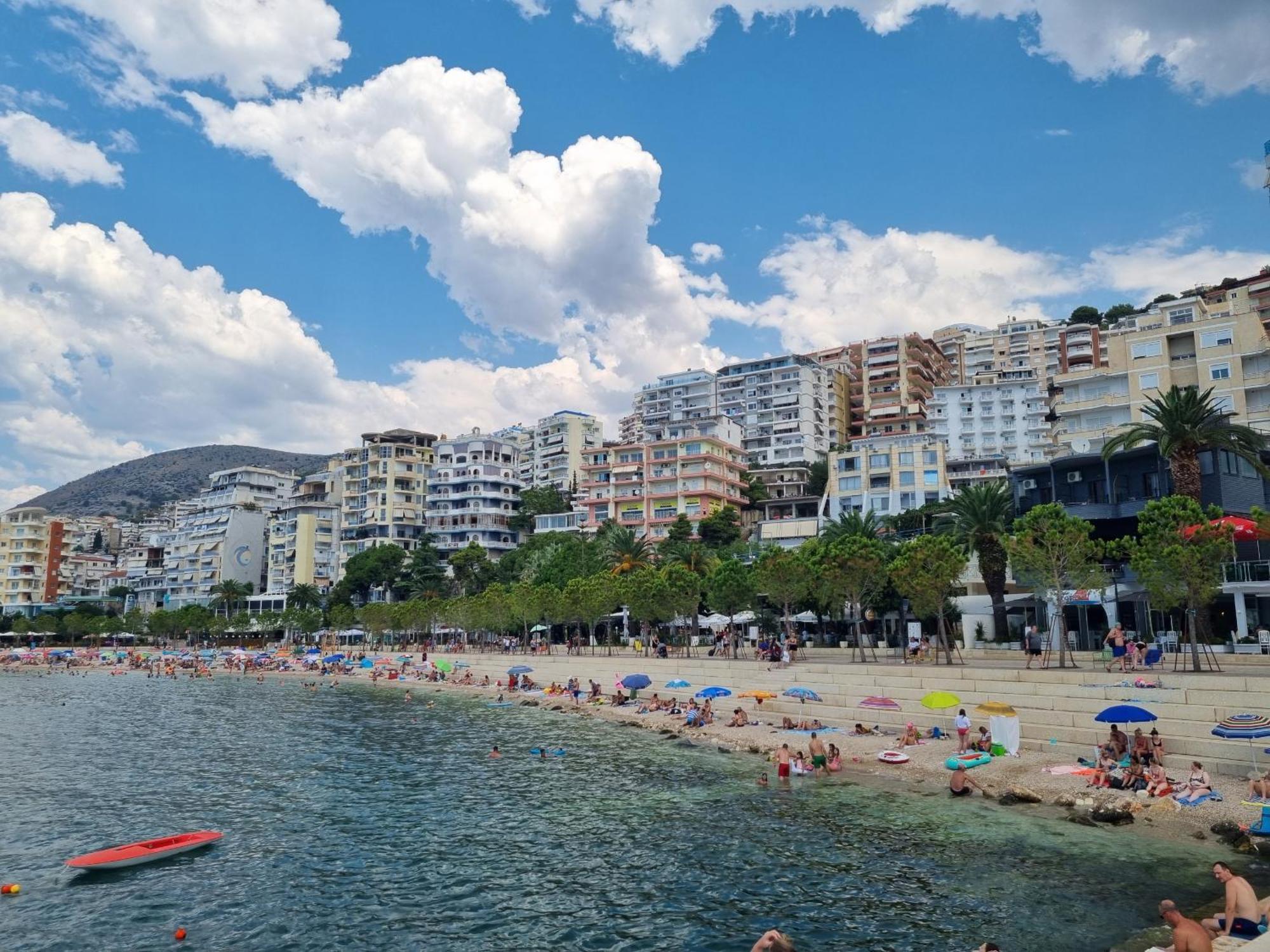 Sunset Tarraces Apartment Sarande Exterior photo